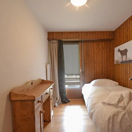 Charming Alpine Retreat In Switzerland Apartment *